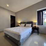 for rent 4 Bedrooms Villa Full Furnished Ricefield View in Kerobokan (9)